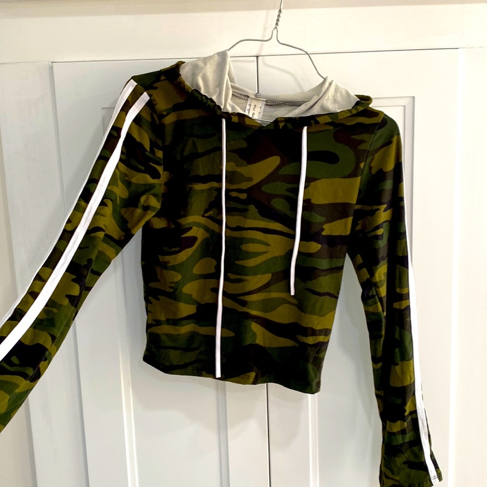 Super-cute cami hoodie! Medium